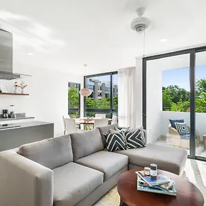 https://downtown-condos-luxury.quintano-roohotels.com