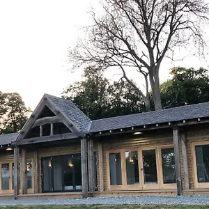 Whitehall Estate Lodge South Cave